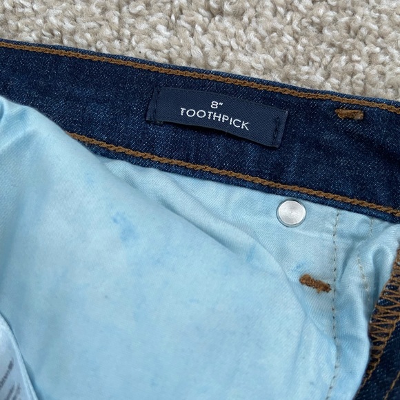 J. Crew 8" inch toothpick Jean. 28 tall/ I cut them ankle length (I am 5'6). - Picture 3 of 4